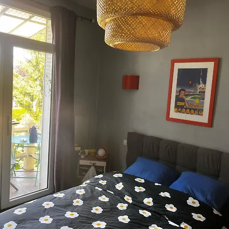 Homestay Cyrus House Le Mans